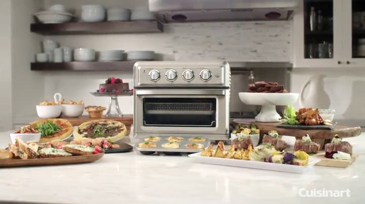 Cuisinart TOA-60W Convection AirFryer Toaster Oven, Premium 1800-Watt Motor with 7-in-1 Functions and Wide Temperature Range, Large Capacity Air Fryer with 60-Minute Timer/Auto-Off, White